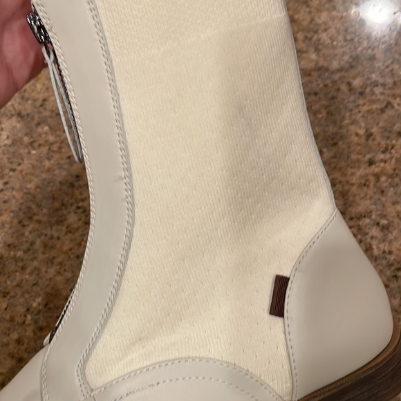 Ladies booties size 7m - Picture 7 of 7